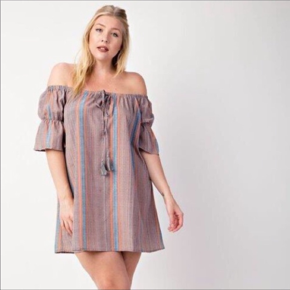 STRIPED PRINT STRAP MINI DRESS (K)